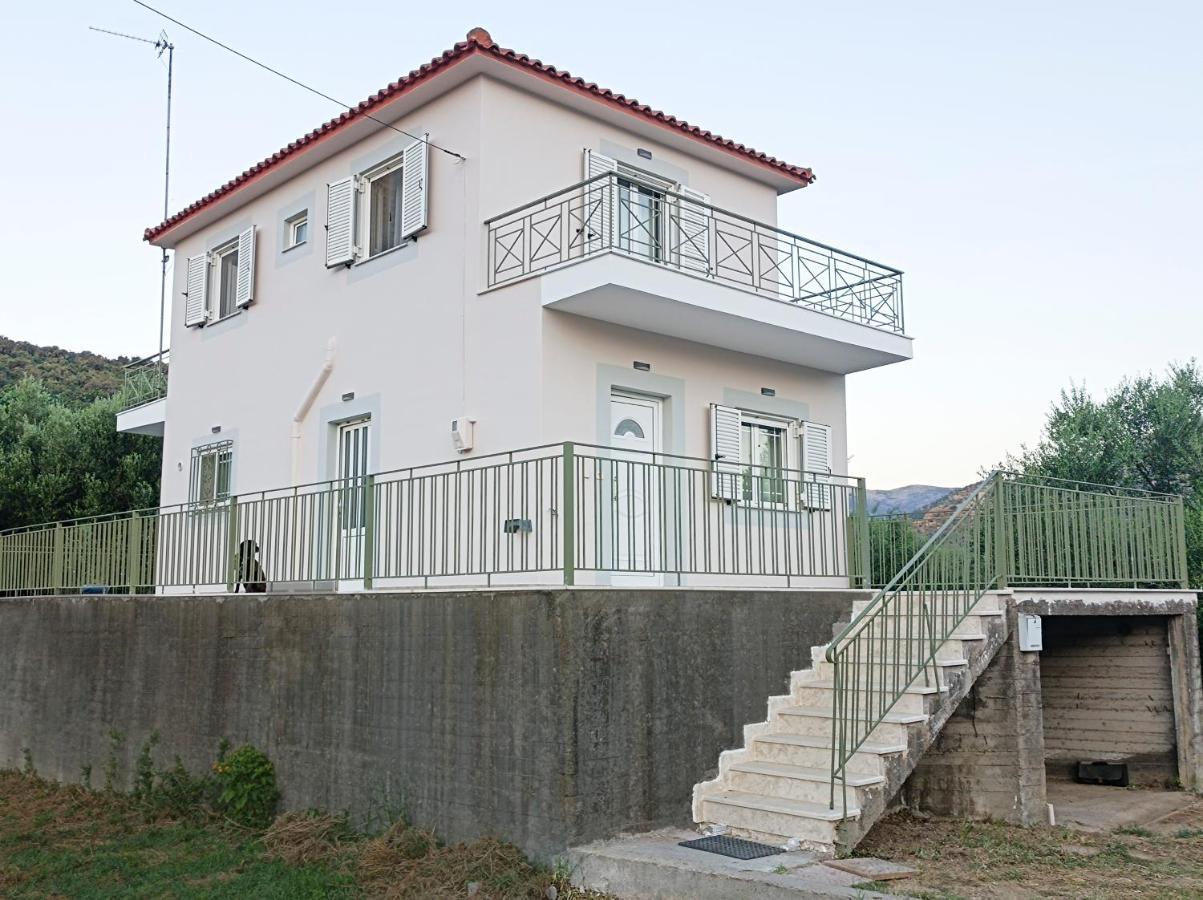 Zoi'S Hοuse.Vacation Home In Mani Near Vathi Beach Bagian luar foto